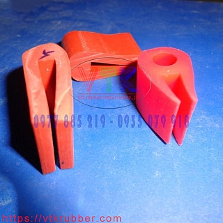 silicon-ky-thuat/VTK-Ron-do/ron-silicon-chiu-nhiet-chu-u-mau-do-1004-min.jpg